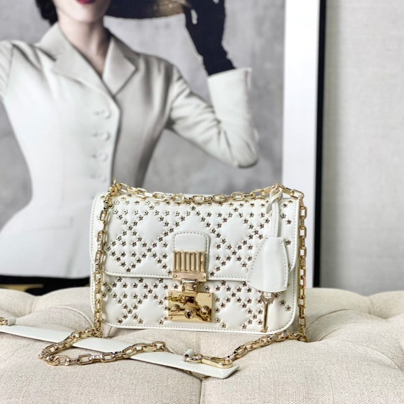 Luxury DiorLIMITED BAG 21 IN WHITE LAMBSKIN