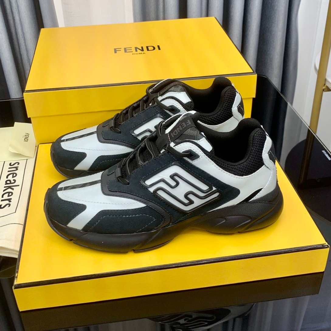 Luxury FendiLuxury FendiFASTER TRAINER IN BLACK SUEDE MIX WHITE CALFSKIN