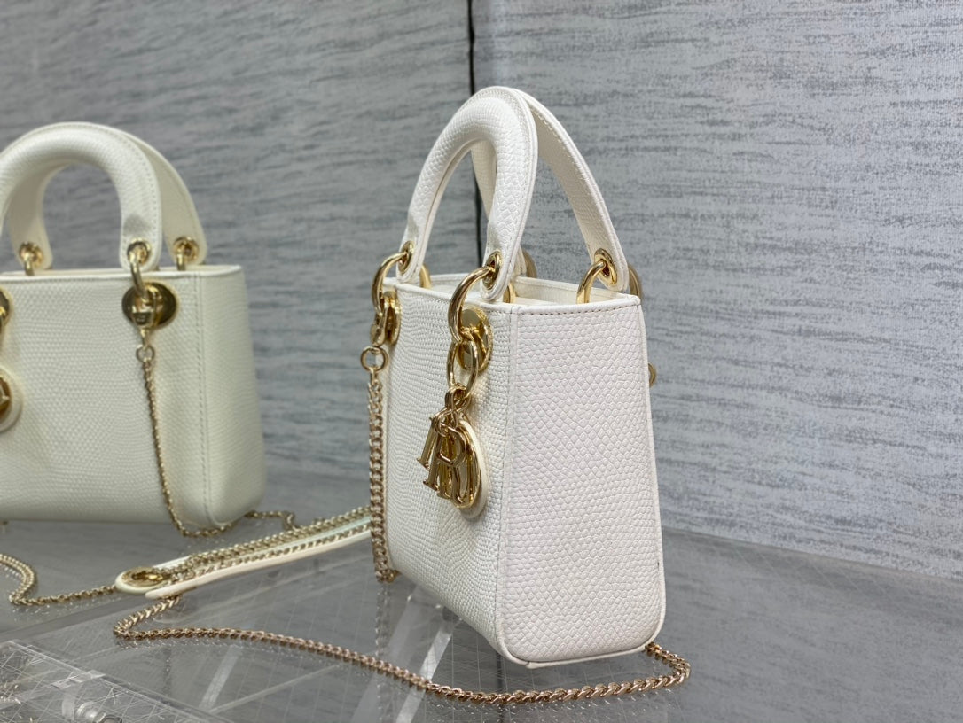 Luxury DiorMINI LADY 17 BAG IN WHITE EMBOSSED LAMBSKIN WITH GOLDEN CLASP