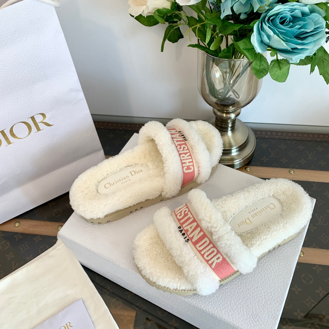 Luxury DiorDway Slide Pink White Wool Fleece Lining And Canvas Fabric