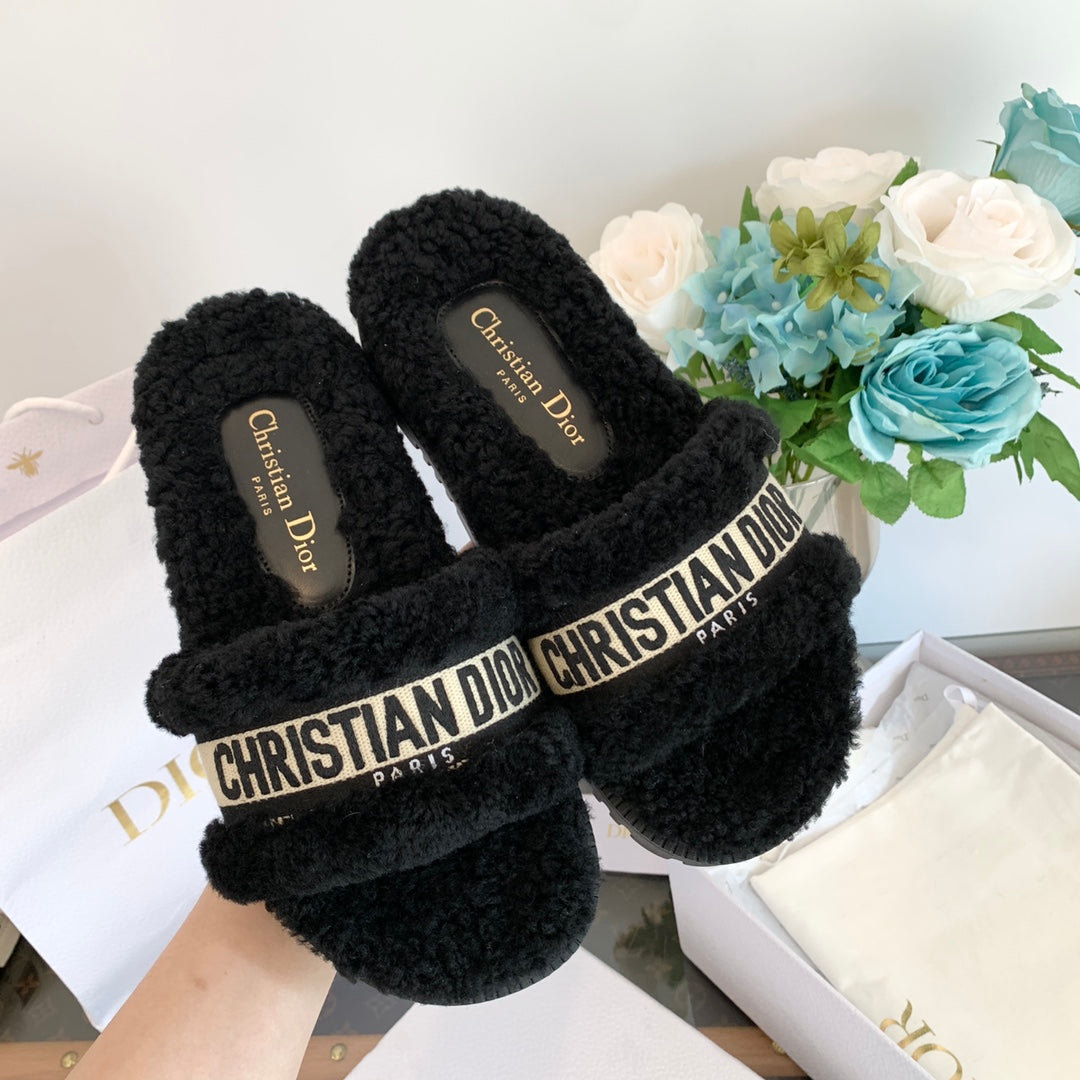 Luxury DiorDway Slide Black Wool Fleece Lining And Canvas Fabric