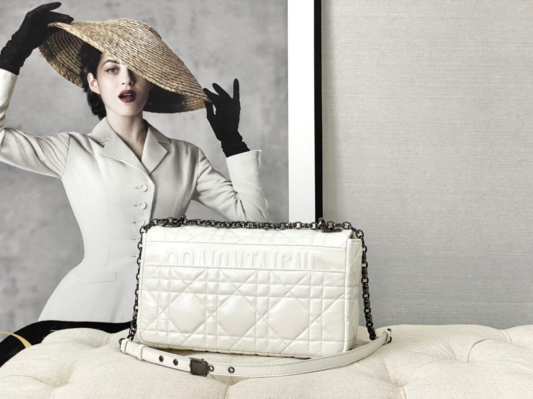 Luxury DiorLARGE CARO BAG 28 WHITE CALFSKIN BLACK HARDWARE