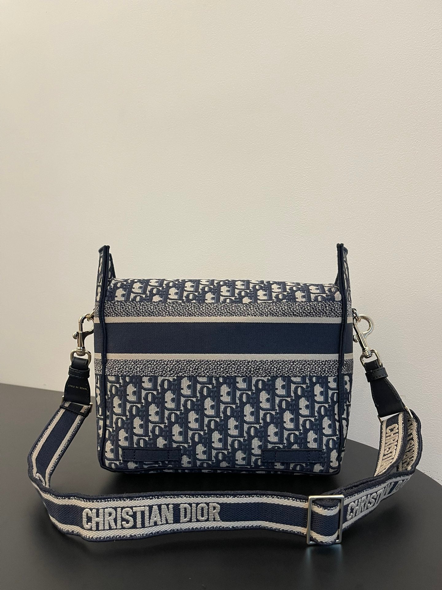 Luxury DiorMEDIUM 28  DIORCAMP BAG IN BLUE OBLIQUE EMBROIDERY