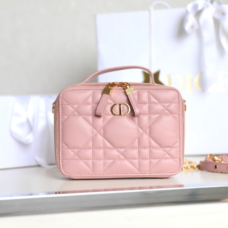 Luxury DiorCARO BOX BAG 19 IN LIGHT PINK CALFSKIN