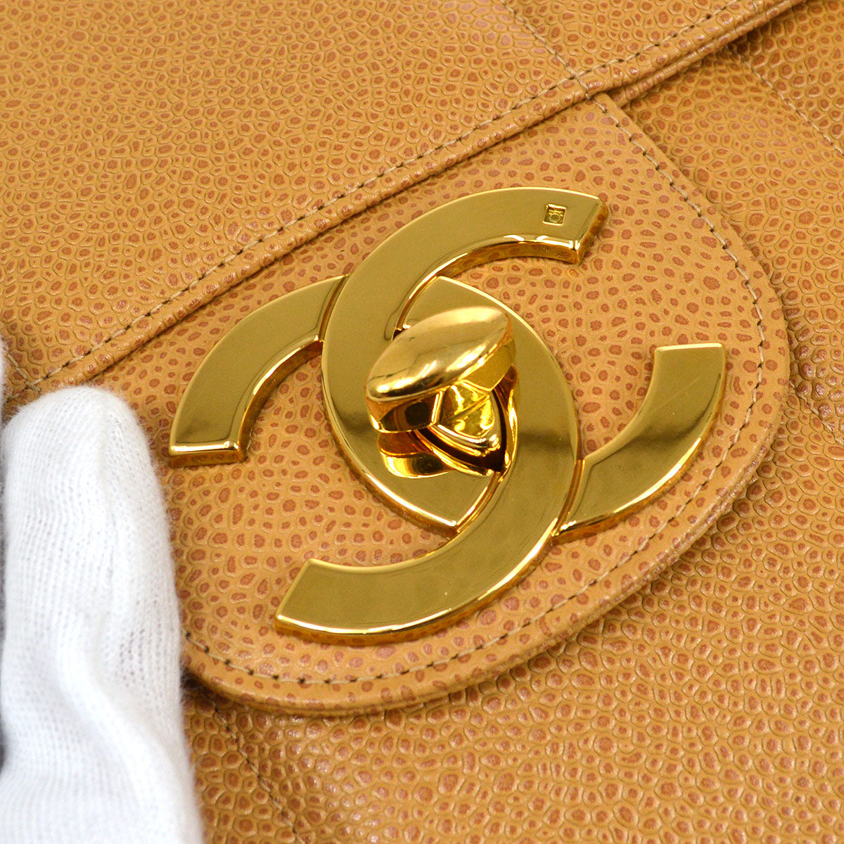 CHANEL 1994-1996 Vertical Classic Flap Jumbo Beige Caviar 53759