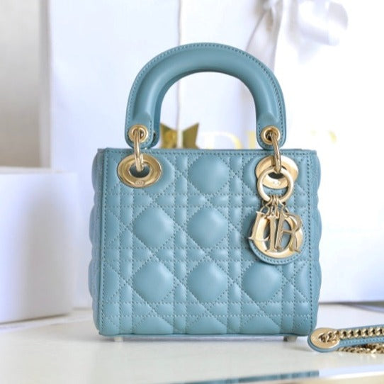 Luxury DiorLADY 17 IN SKY BLUE LAMBSKIN WITH CANNAGE PATTERN