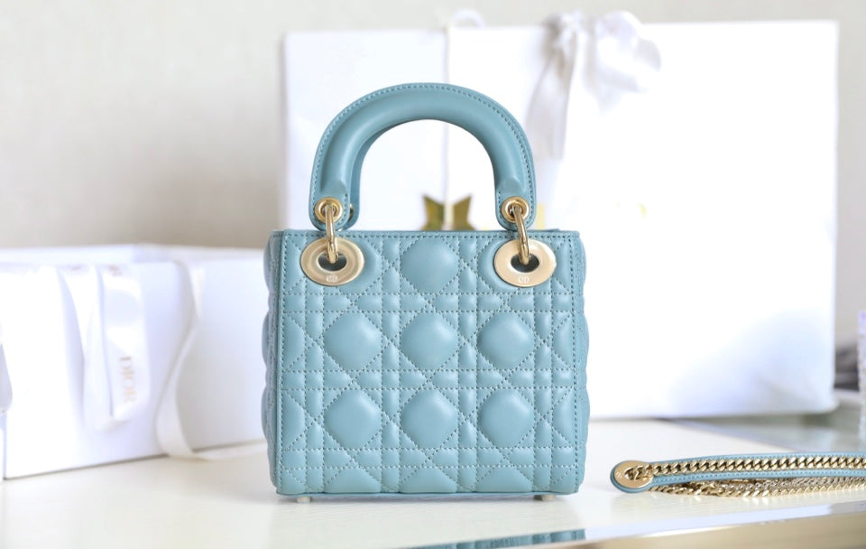 Luxury DiorLADY 17 IN SKY BLUE LAMBSKIN WITH CANNAGE PATTERN
