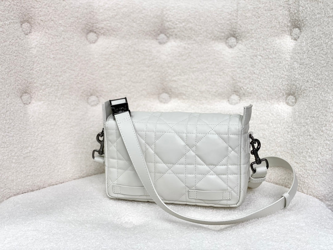 Luxury DiorSMALL  DIORCAMP BAG 23 IN WHITE CALFSKIN