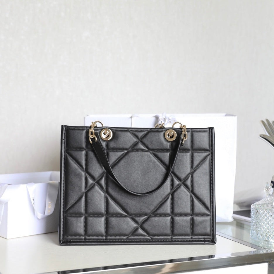 Luxury DiorMEDIUM TOTE BOOK 26 BAG IN BLACK CALFSKIN