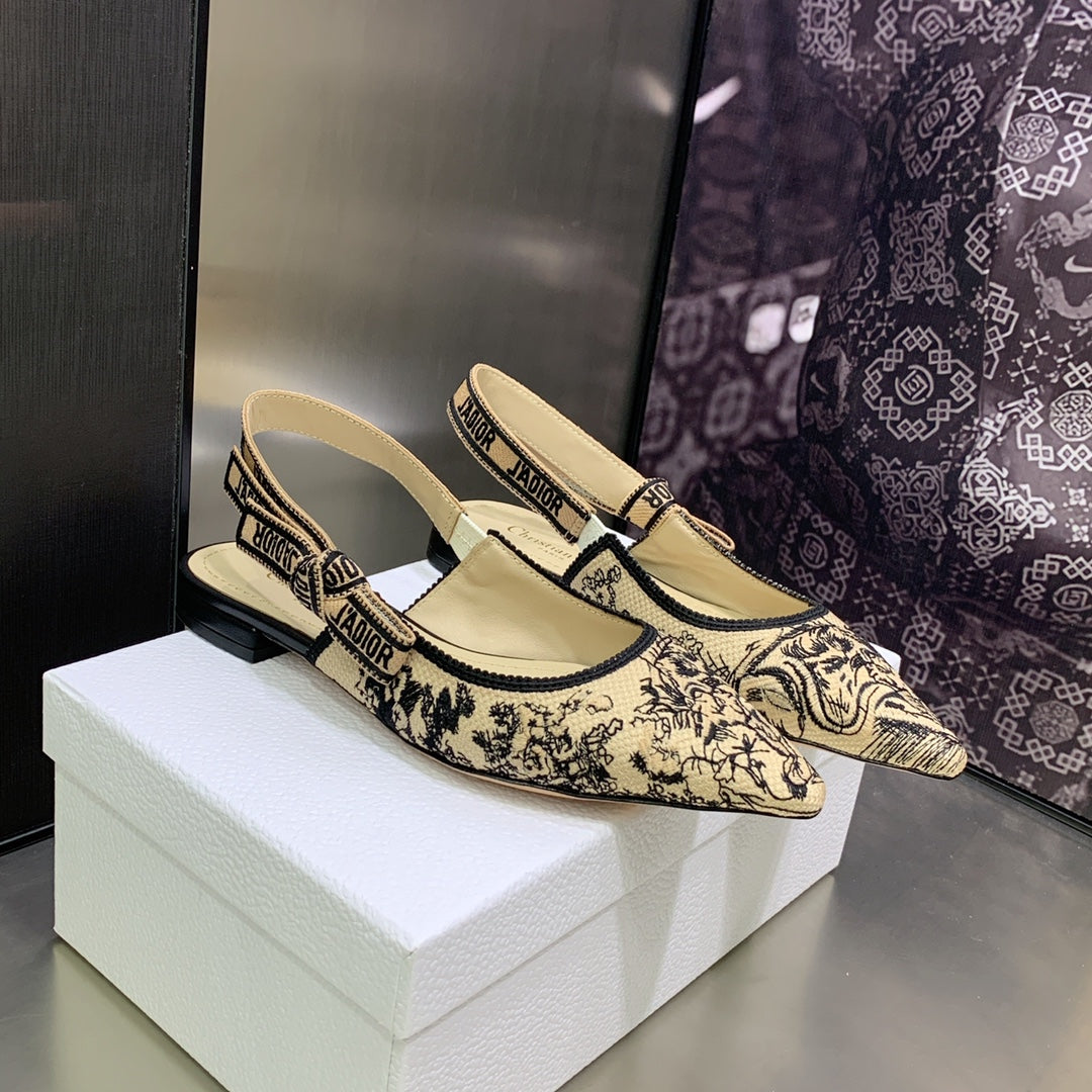 Luxury DiorJA Luxury DiorSlingback Flat Black Embroidered Cotton with Gold-Tone Metallic Thread