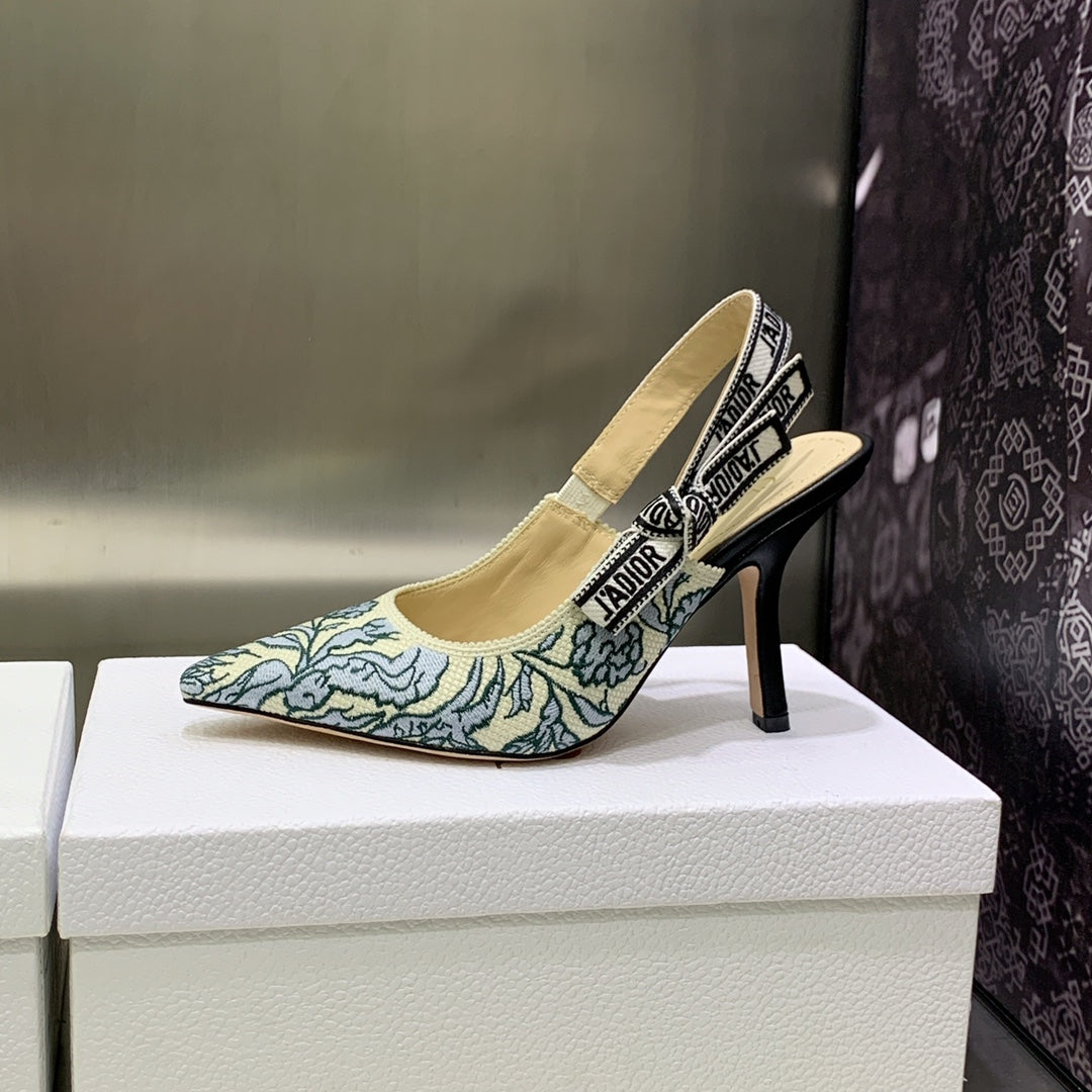 Luxury DiorJA Luxury DiorSlingback Pump 95 Duck Blue Embroidered Cotton with Gold-Tone Metallic Thread