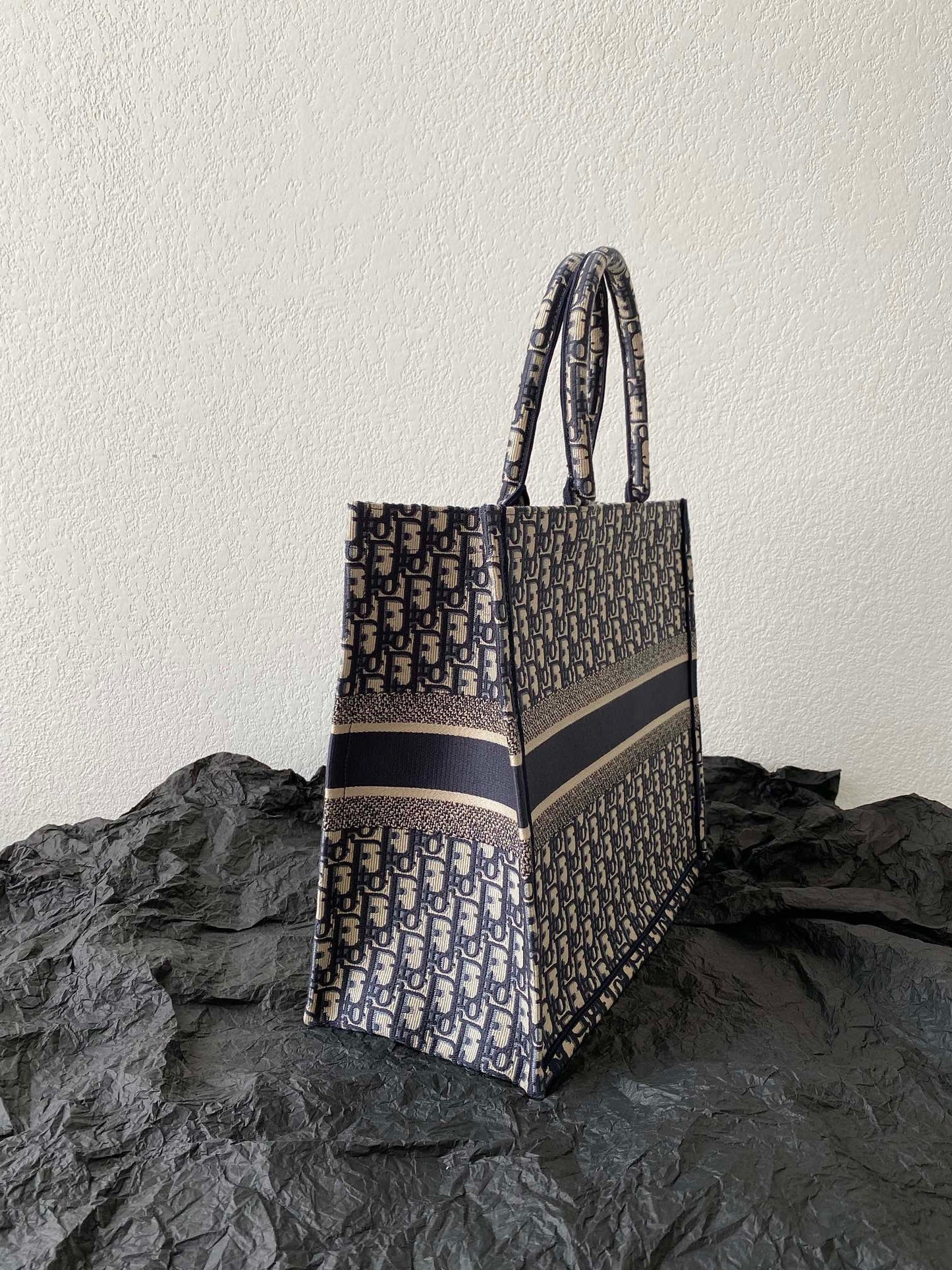 Luxury Diorlarge book tote 42cm oblique embroidery calfskin