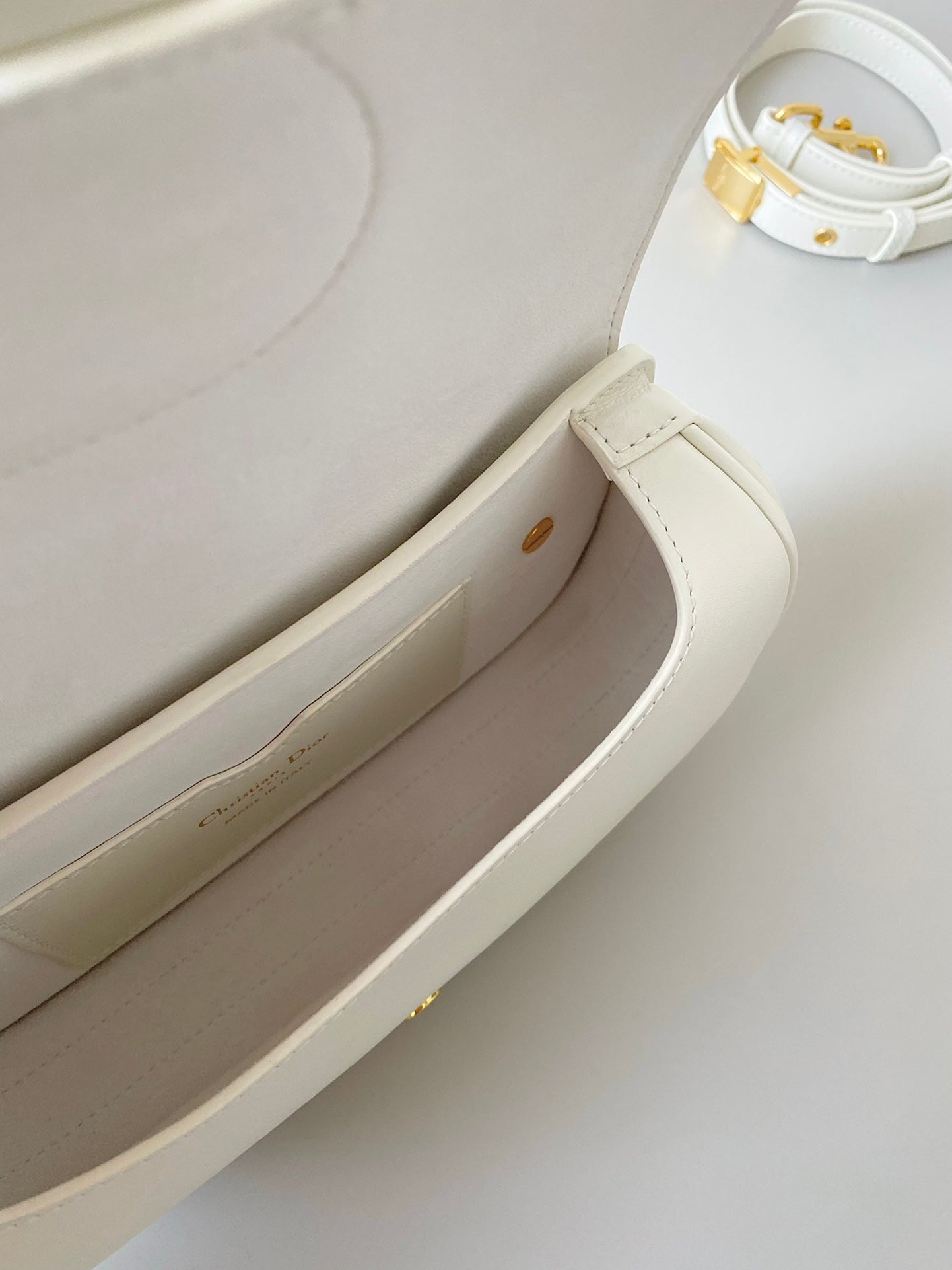 Luxury Diormedium east west bobby 22cm white calfskin ghw