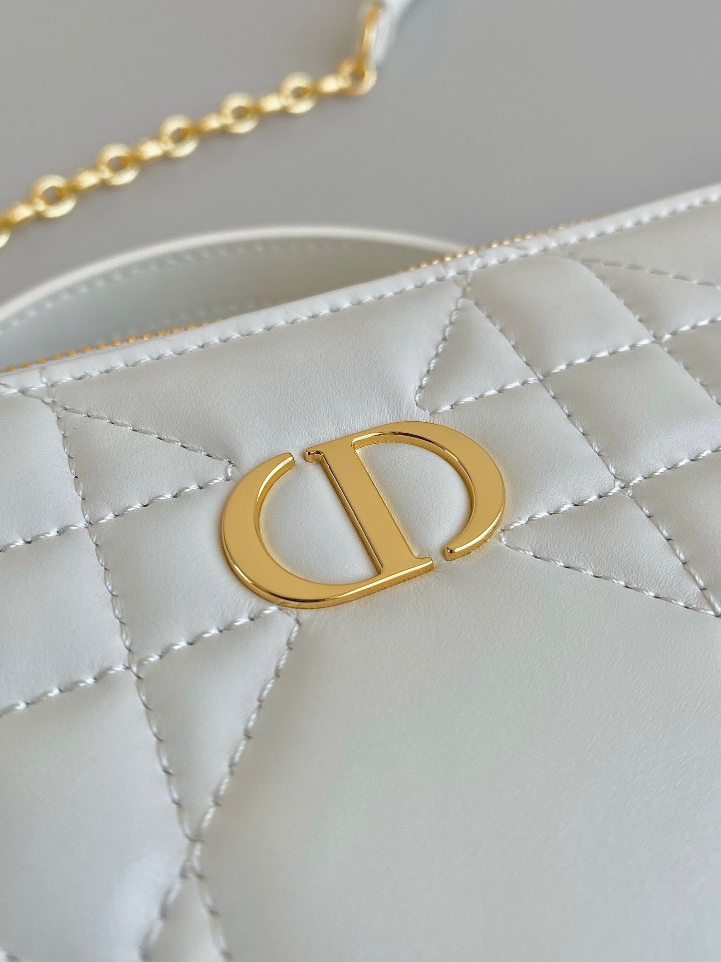 Luxury DiorCARO 18 CAMERA BAG IN WHITE CALFSKIN