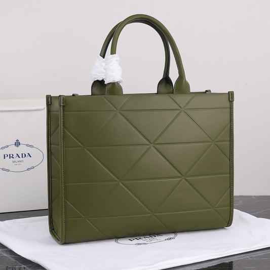 Luxury PradaLARGE 39 TOTE IN OLIVE GREEN CALFSKIN GOLD HARDWARE