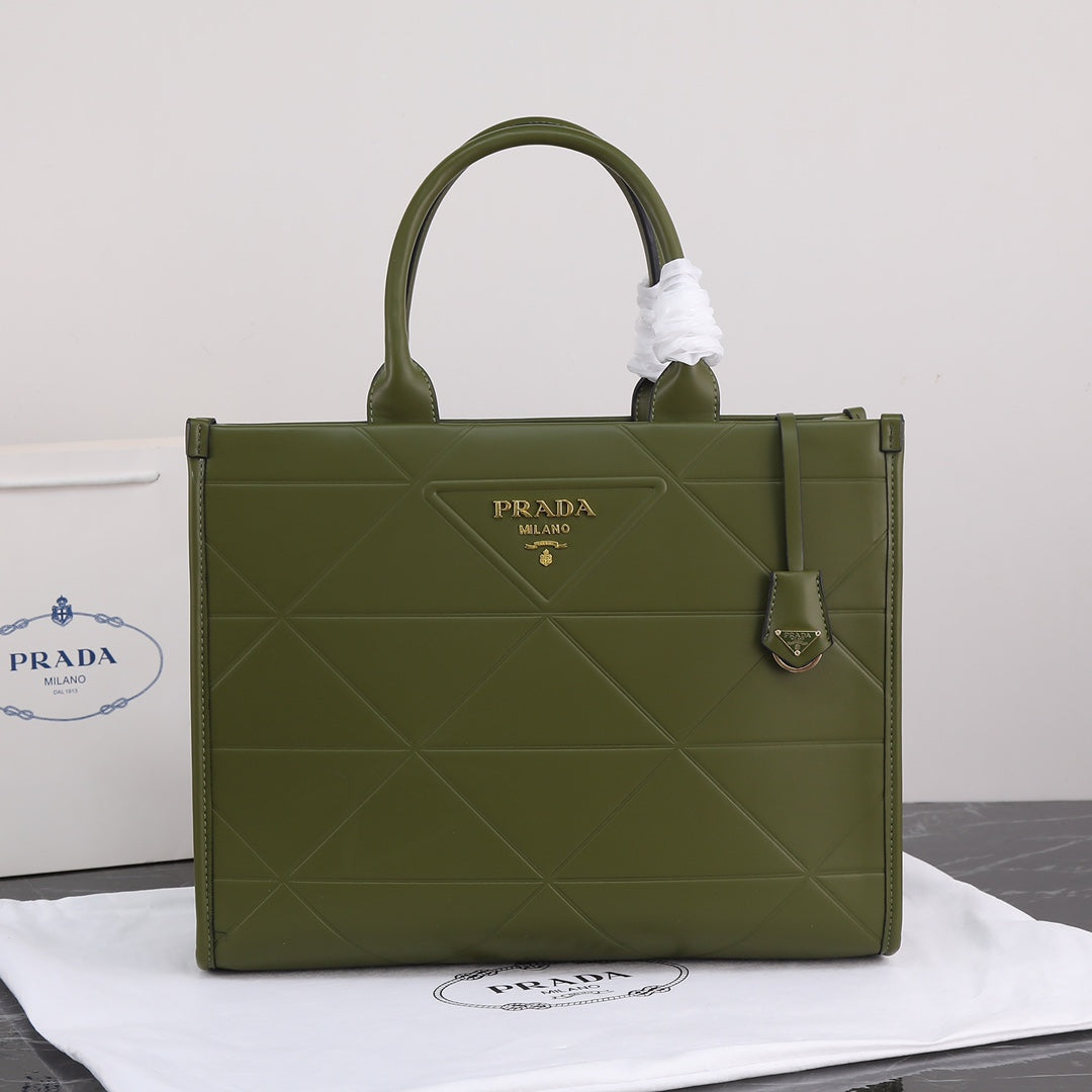 Luxury PradaLARGE 39 TOTE IN OLIVE GREEN CALFSKIN GOLD HARDWARE