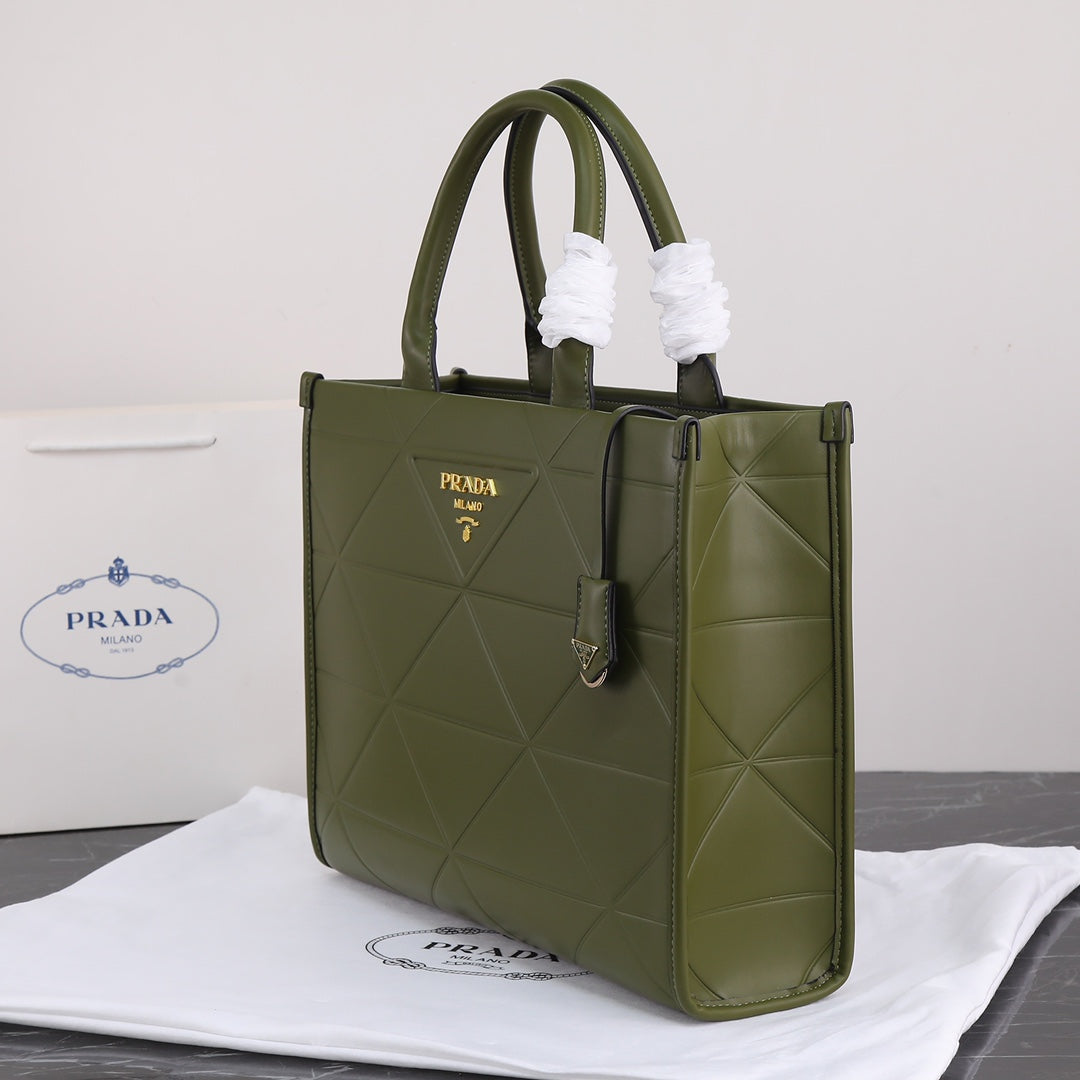 Luxury PradaLARGE 39 TOTE IN OLIVE GREEN CALFSKIN GOLD HARDWARE