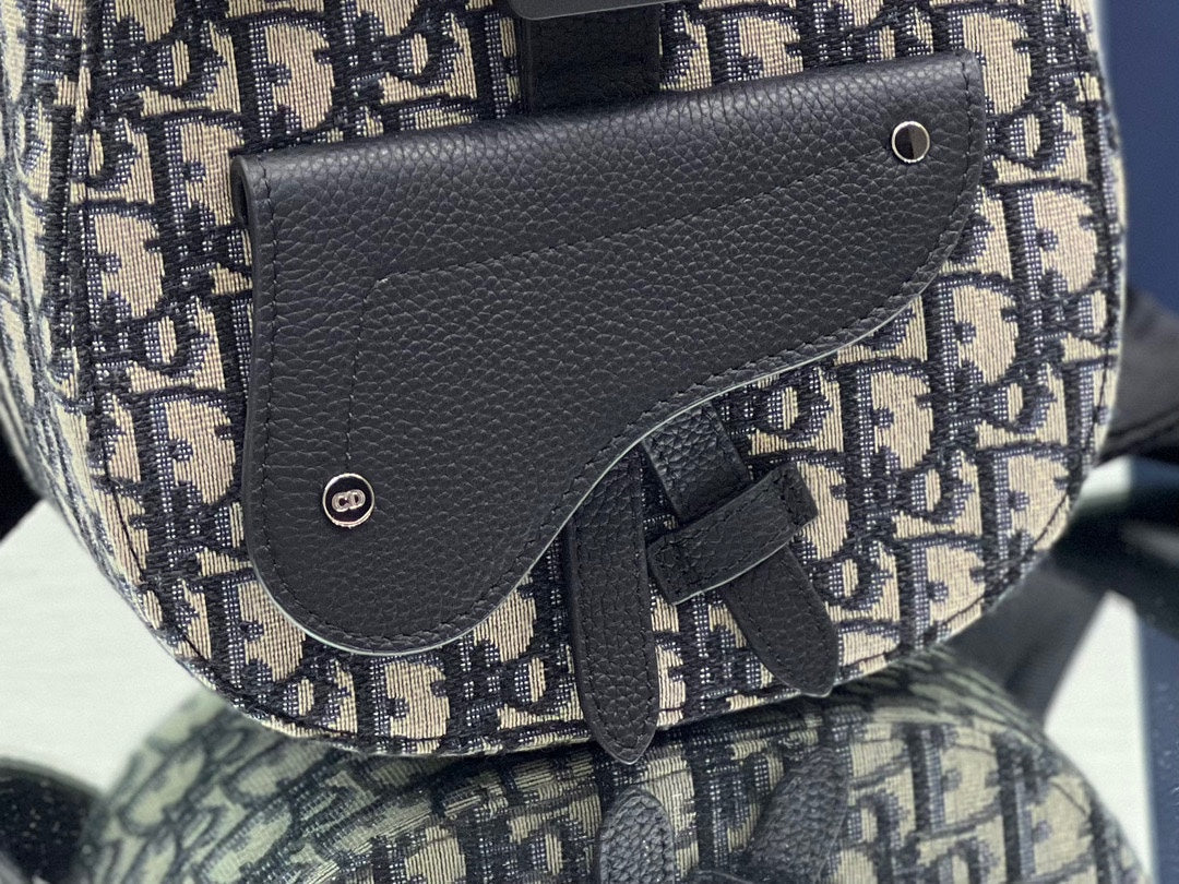 Luxury DiorGALLOP SLING BAG 27 IN BEIGE MIX BLACK OBLIQUE JACQUARD AND CALFSKIN