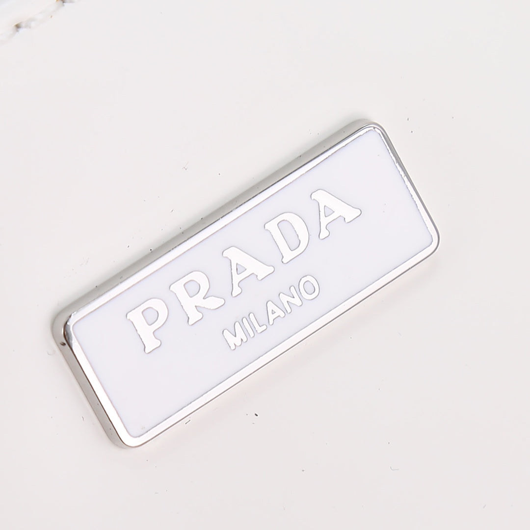 Luxury Prada23 BAG IN BLACK CALFSKIN SILVER HARDWARE