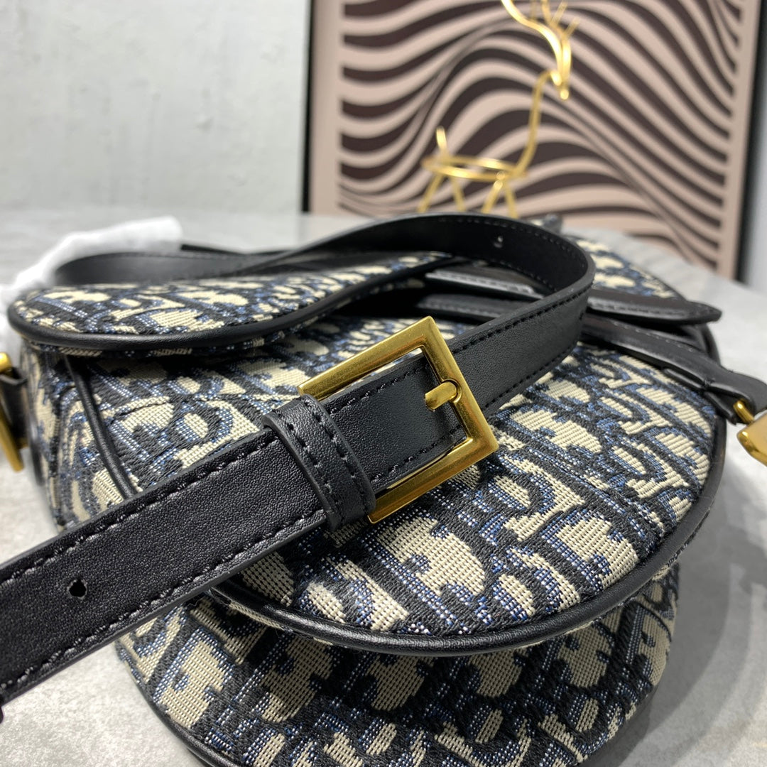 Luxury DiorSaddle Bag Strap With Strap 25.5cm Blue Obique Embroidery