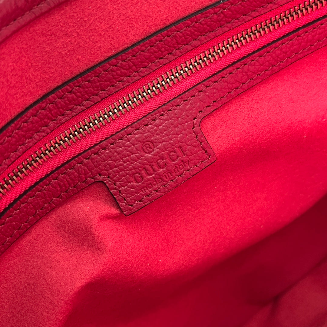 Luxury Gucci MEDIUM SHOULDER BAG 39 IN RED CALFSKIN GOLD HARDWARE