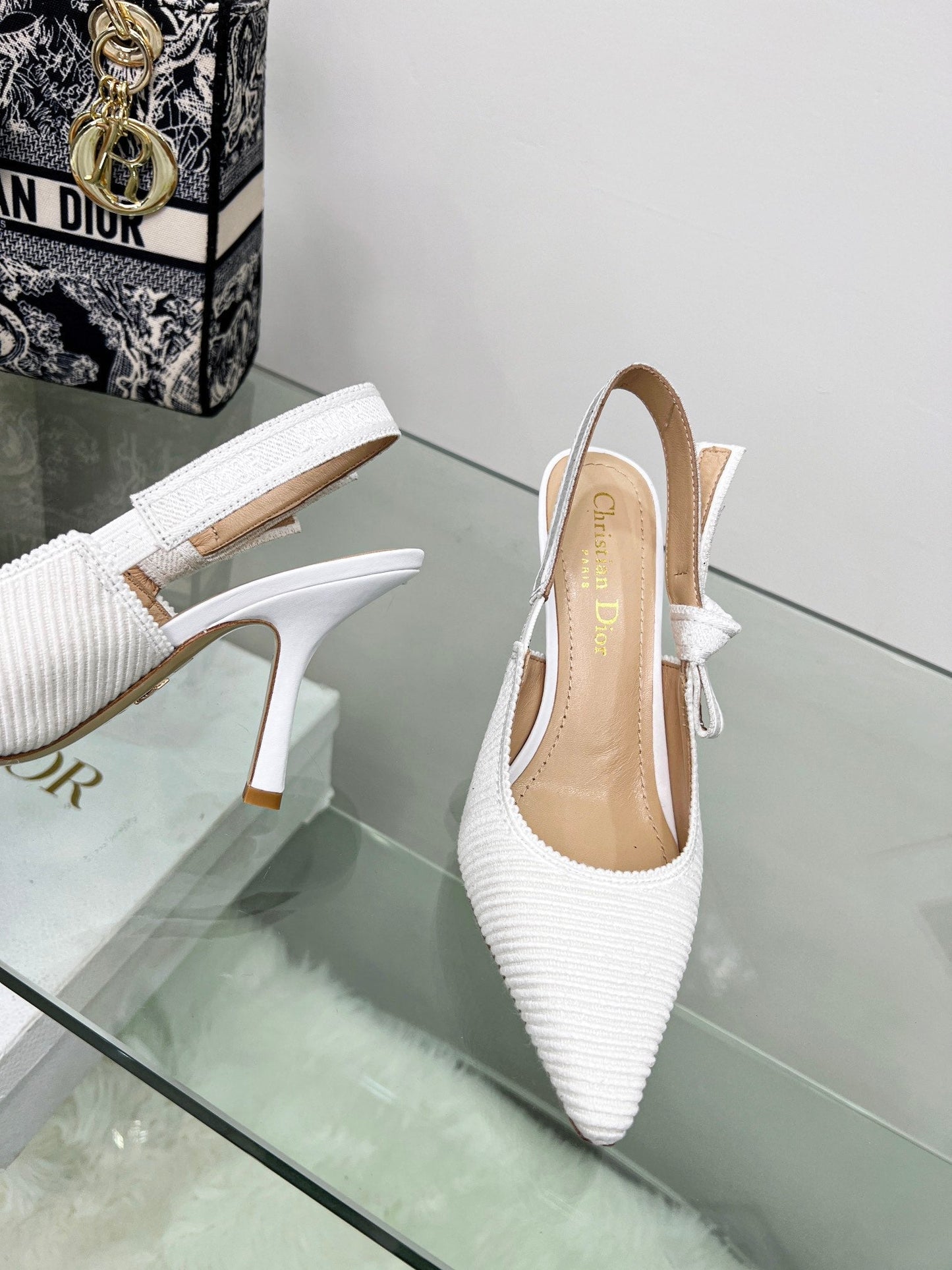 Luxury Diorslingback pumps 95 white embroidered cotton