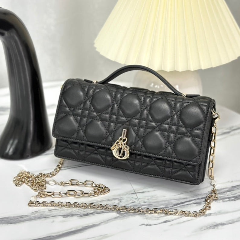 Luxury DiorLADY CHAIN BAG 21 IN BLACK LAMBSKIN
