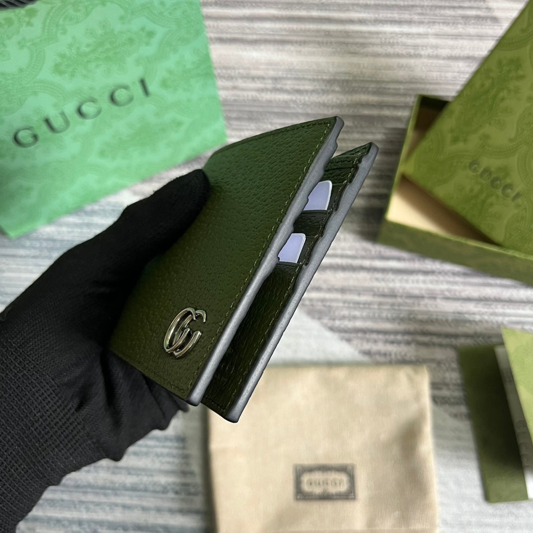Luxury Gucci MARMONT BIFOLD WALLET 11 IN ARMY GREEN LAMBSKIN
