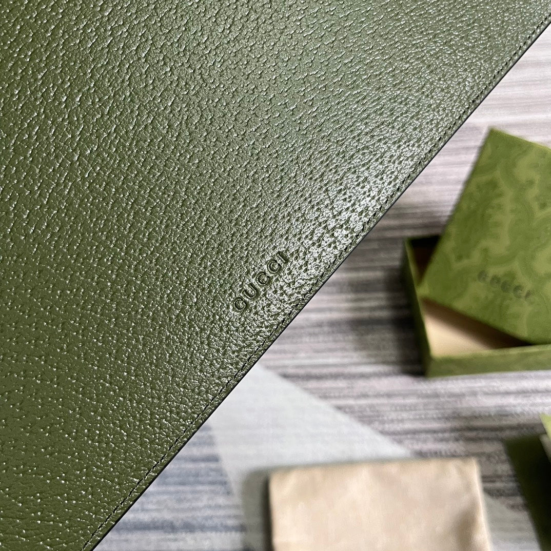 Luxury Gucci MARMONT POUCH 30 IN ARMY GREEN LAMBSKIN