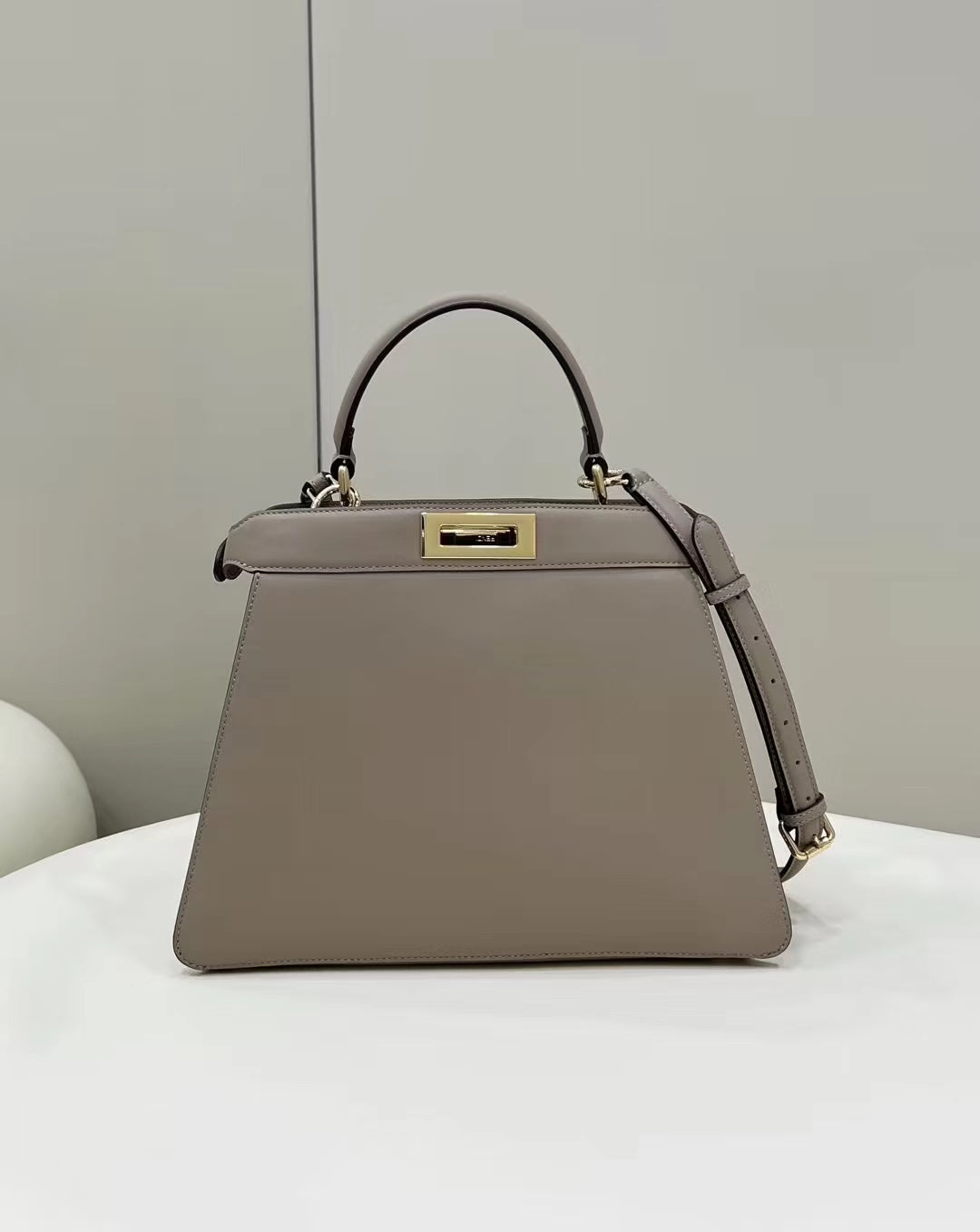Luxury FendiLuxury FendiPEEKABOO 33 BAG IN KHAKI CALFSKIN WITH STRAP GOLD HARDWARE
