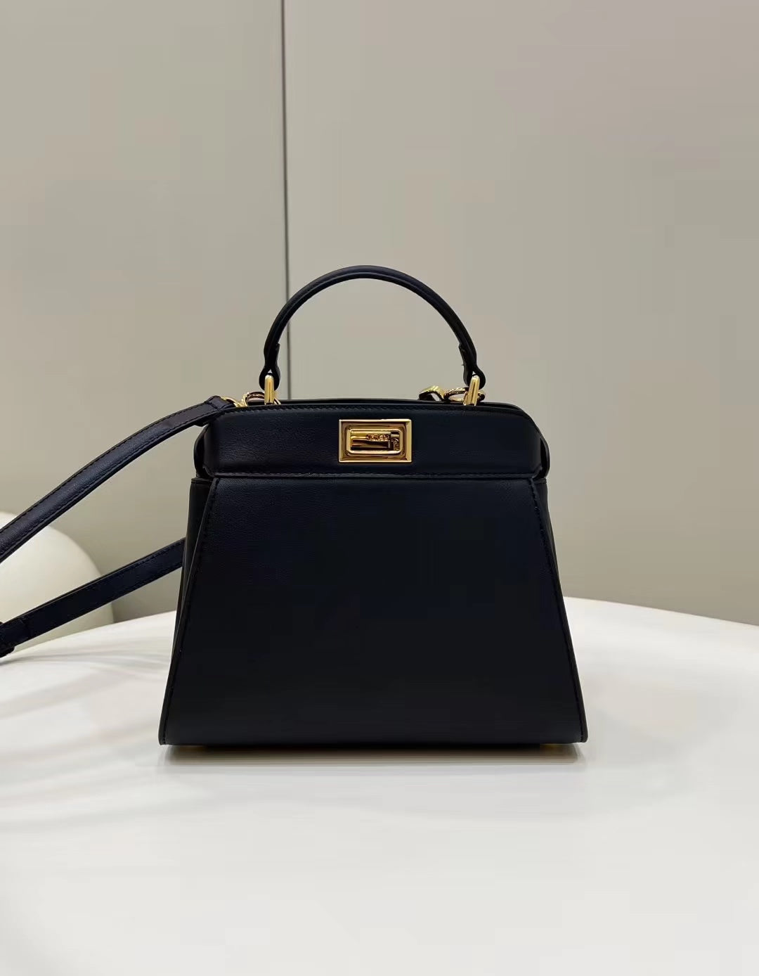 Luxury FendiLuxury FendiPEEKABOO MINI 23 BAG IN BLACK CALFSKIN WITH GOLD HARDWARE