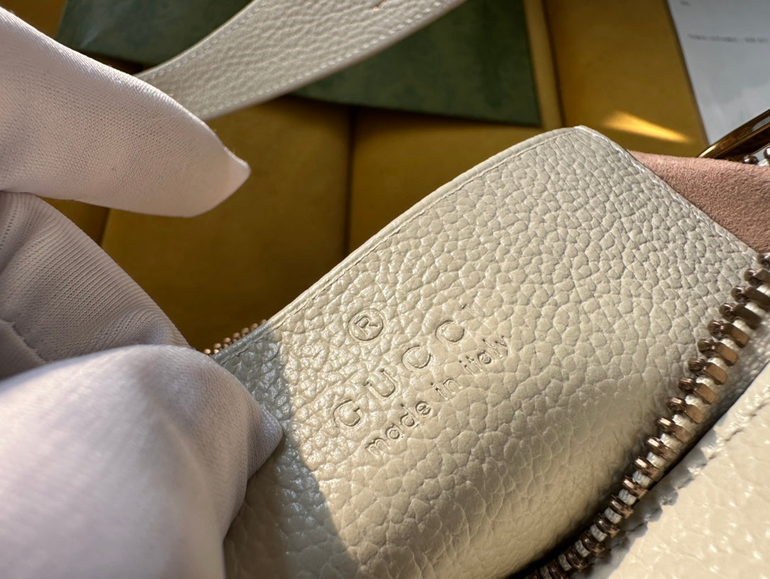 Luxury Gucci SHOULDER BAG 25 IN WHITE LAMBSKIN GOLD HARDWARE