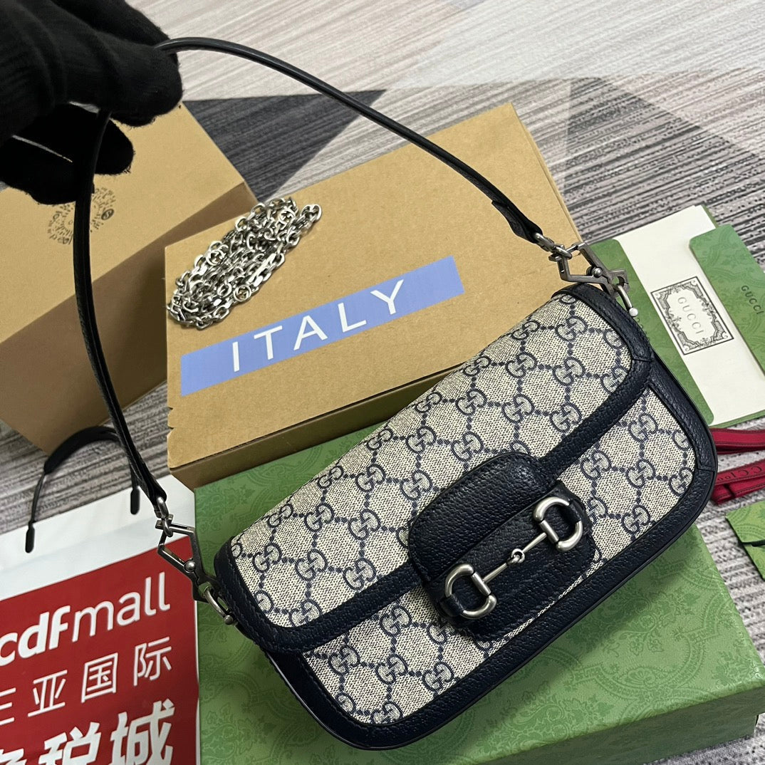 Luxury Gucci GG HORSEBIT 1955 BAG 24 IN BEIGE CANVAS AND BLACK CALFSKIN