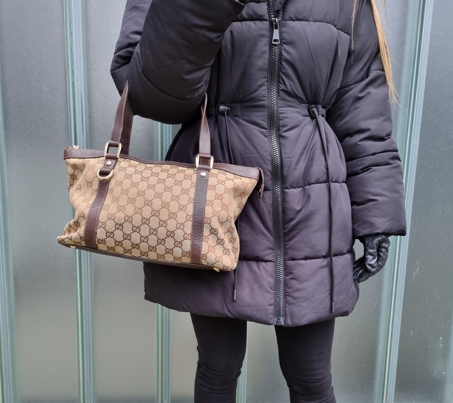 Luxury Gucci GG Beige & Dark Brown Jacquard Leather Bag