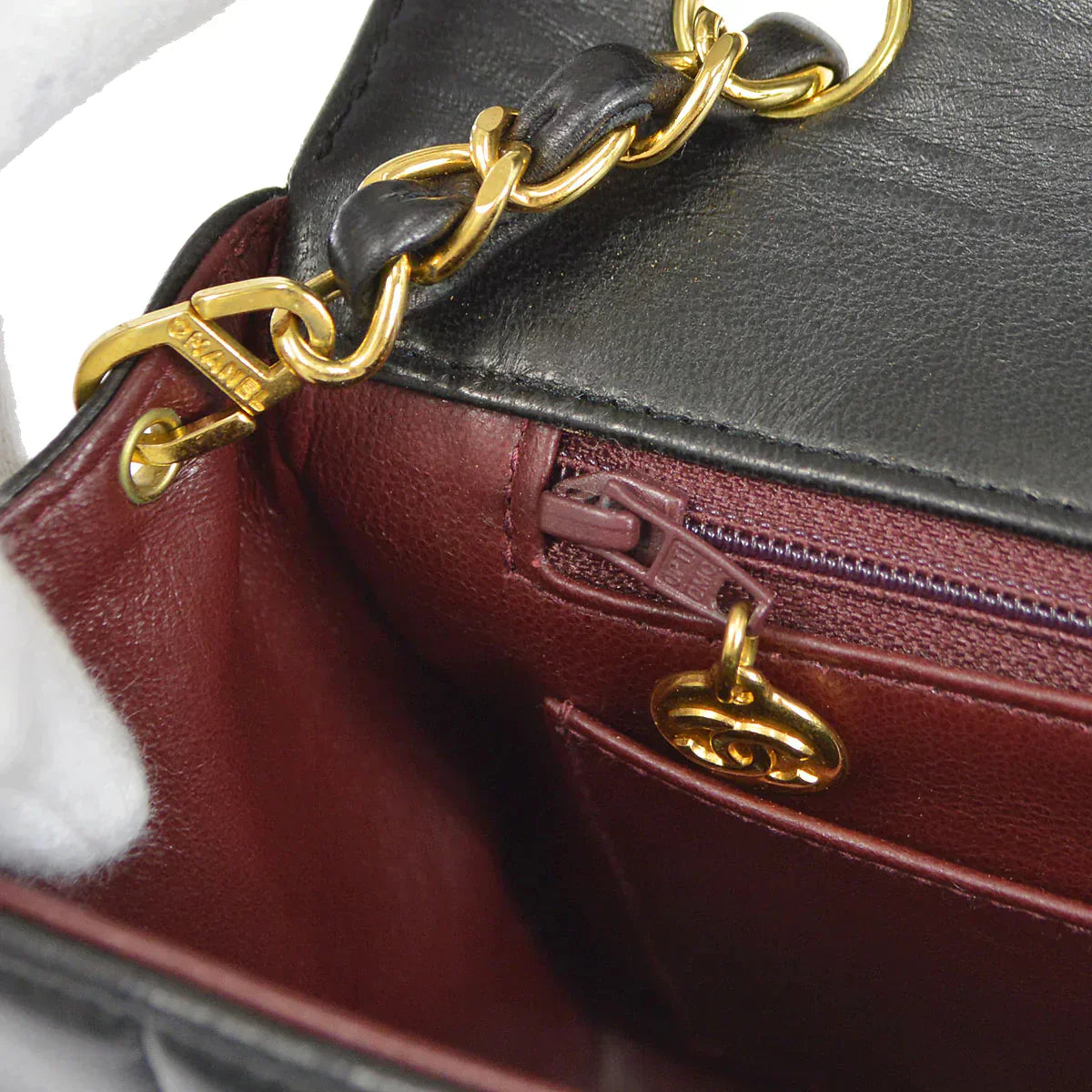 CHANEL★ 1991-1994 Vertical Classic Single Flap Medium 46484