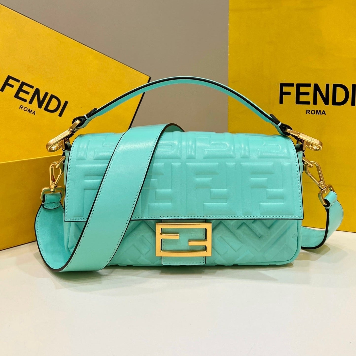 Luxury FendiBaguette 27cm Tiffany Blue Lambskin Gold Hardware