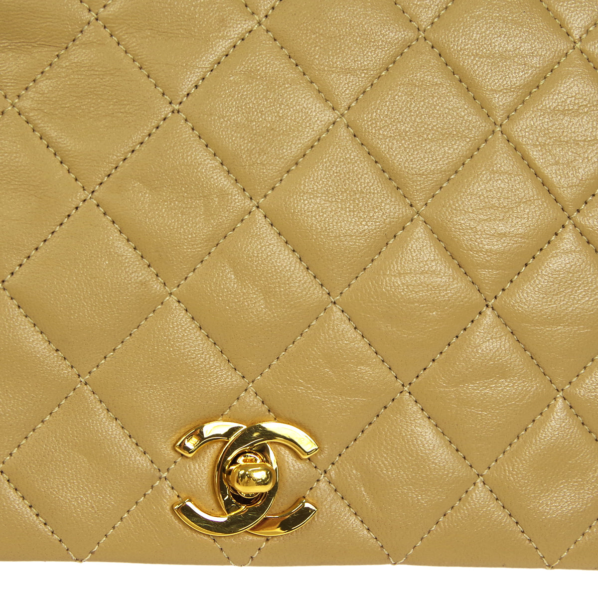 CHANEL★ 1989-1991 CC Turnlock Full Flap Small Beige Lambskin 17276