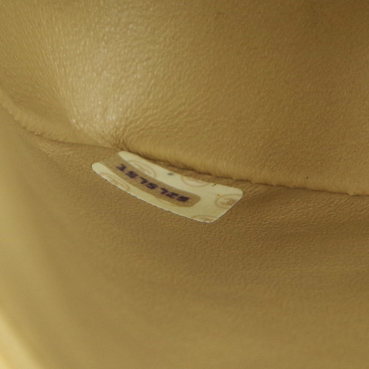 CHANEL★ 1989-1991 CC Turnlock Full Flap Small Beige Lambskin 17276