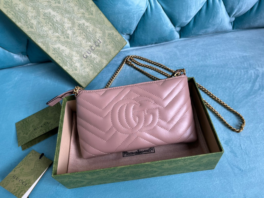 Luxury Gucci GG MARMONT MINI 22 HANDBAG IN LIGHT PURPLE CALFSKIN