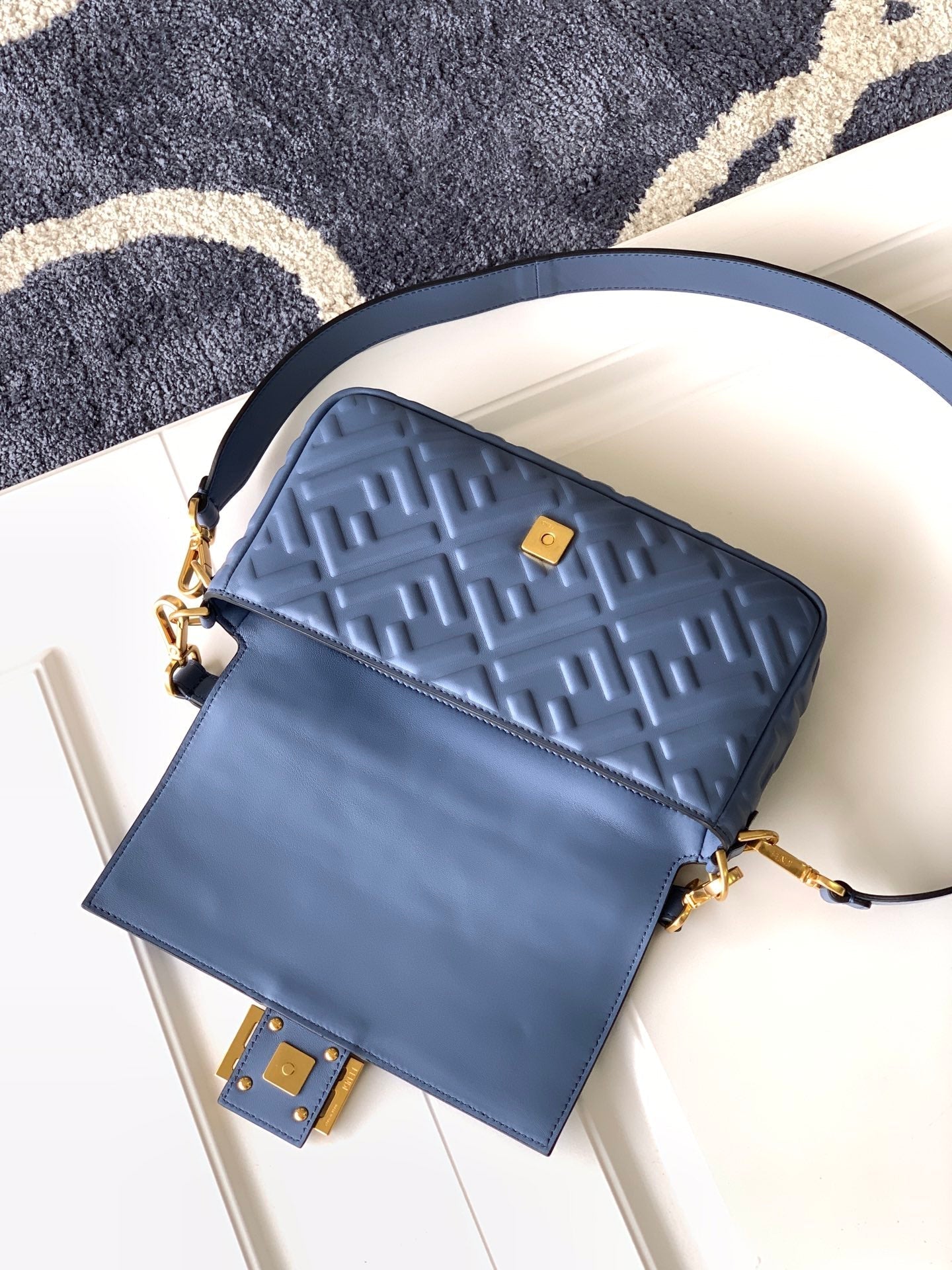 Luxury FendiFend Baguette 27 Bag With FF Motif Blue Leather Ghw