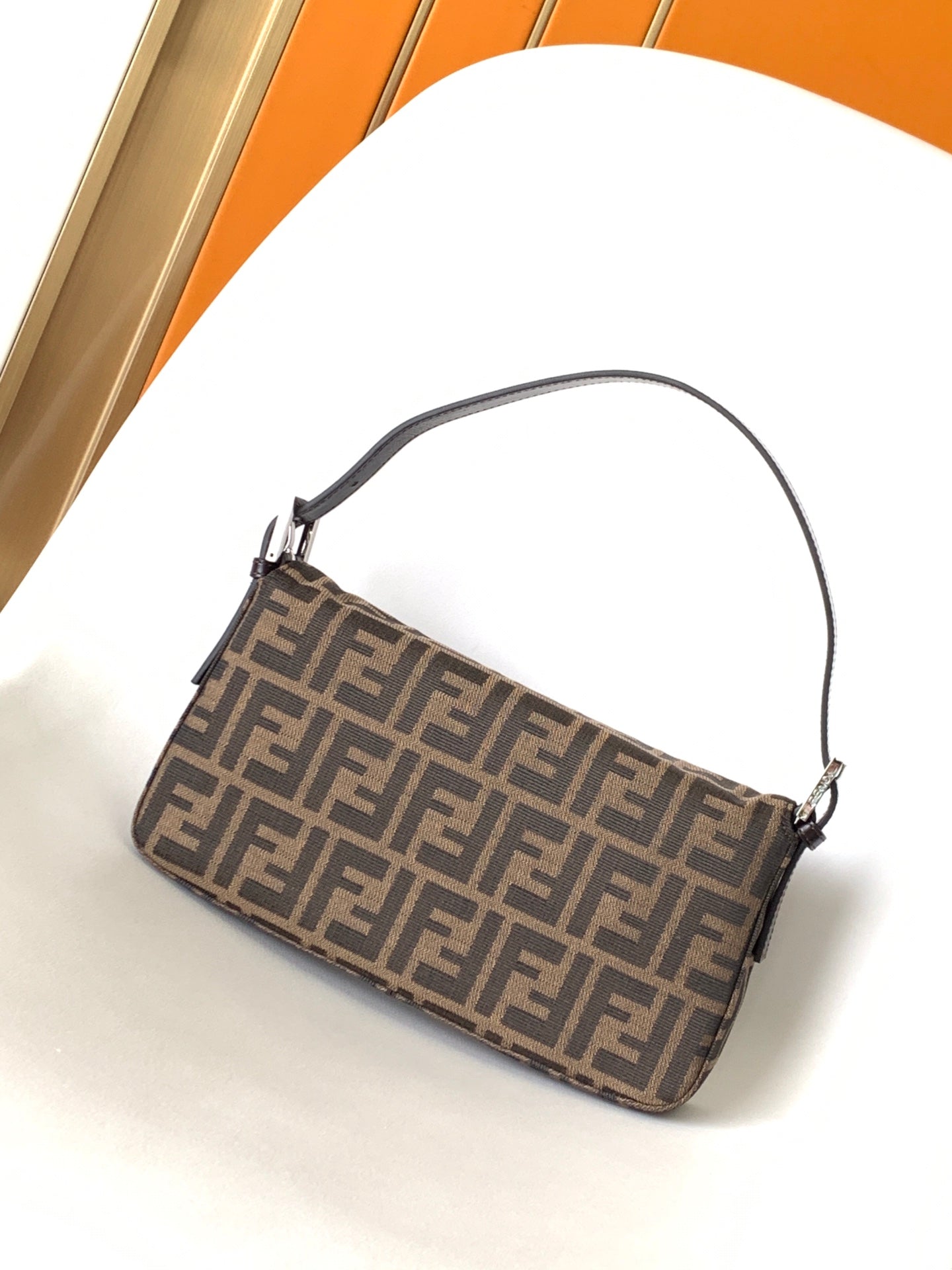 Luxury FendiFend Baguette 27 Shoulder Bag Brown FF Jacquard Fabric Bag Shw