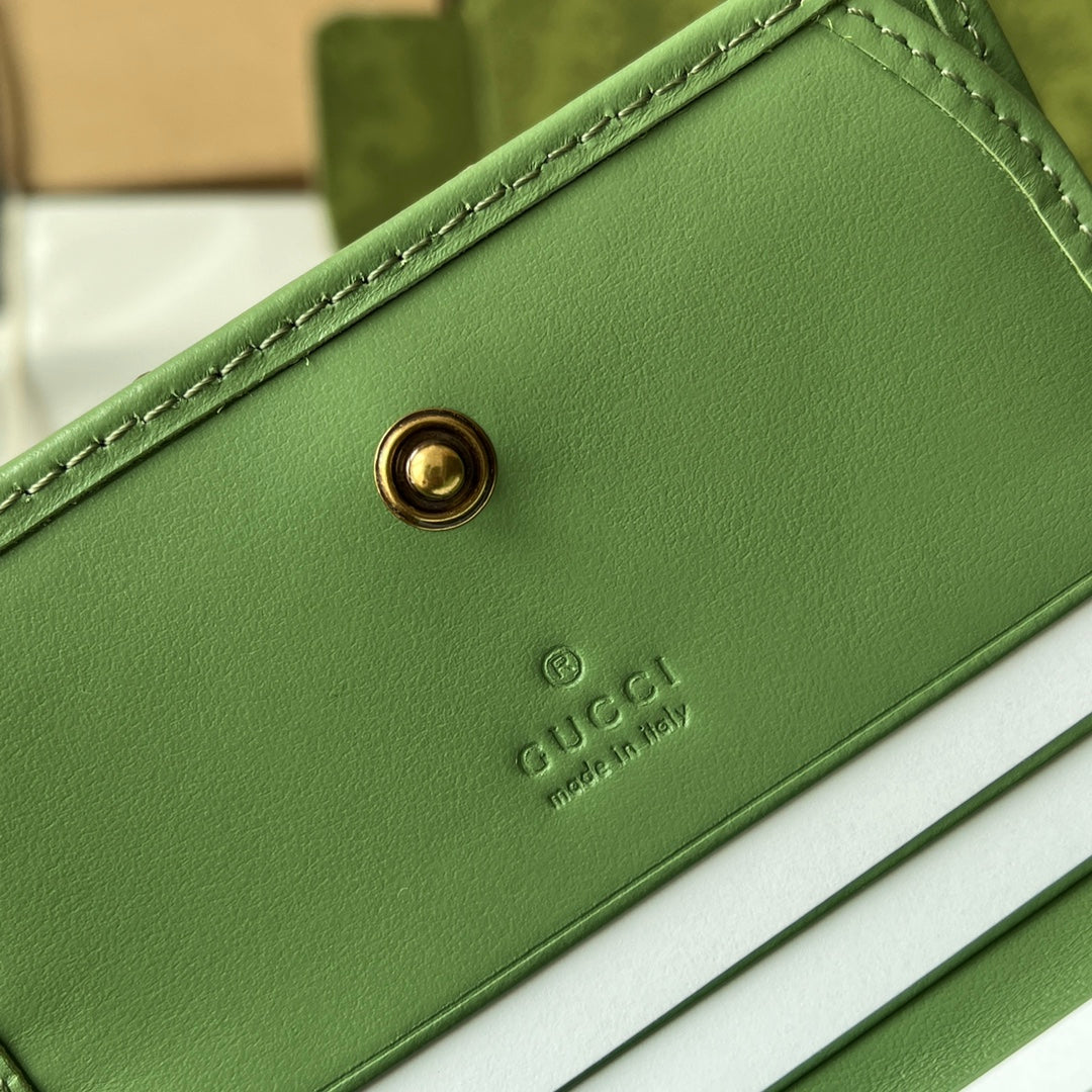 Luxury Gucci MARMONT QUILTED WALLET 11 IN LIGHT GREEN LAMBSKIN