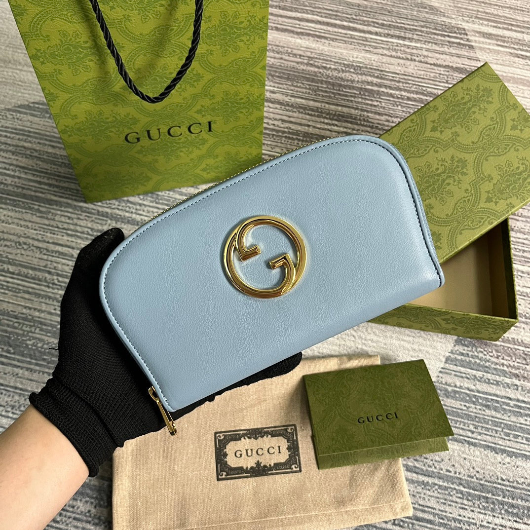 Luxury Gucci GG BLONDIE 21 FULL ZIP WALLET IN BLUE PASTEL CALFSKIN