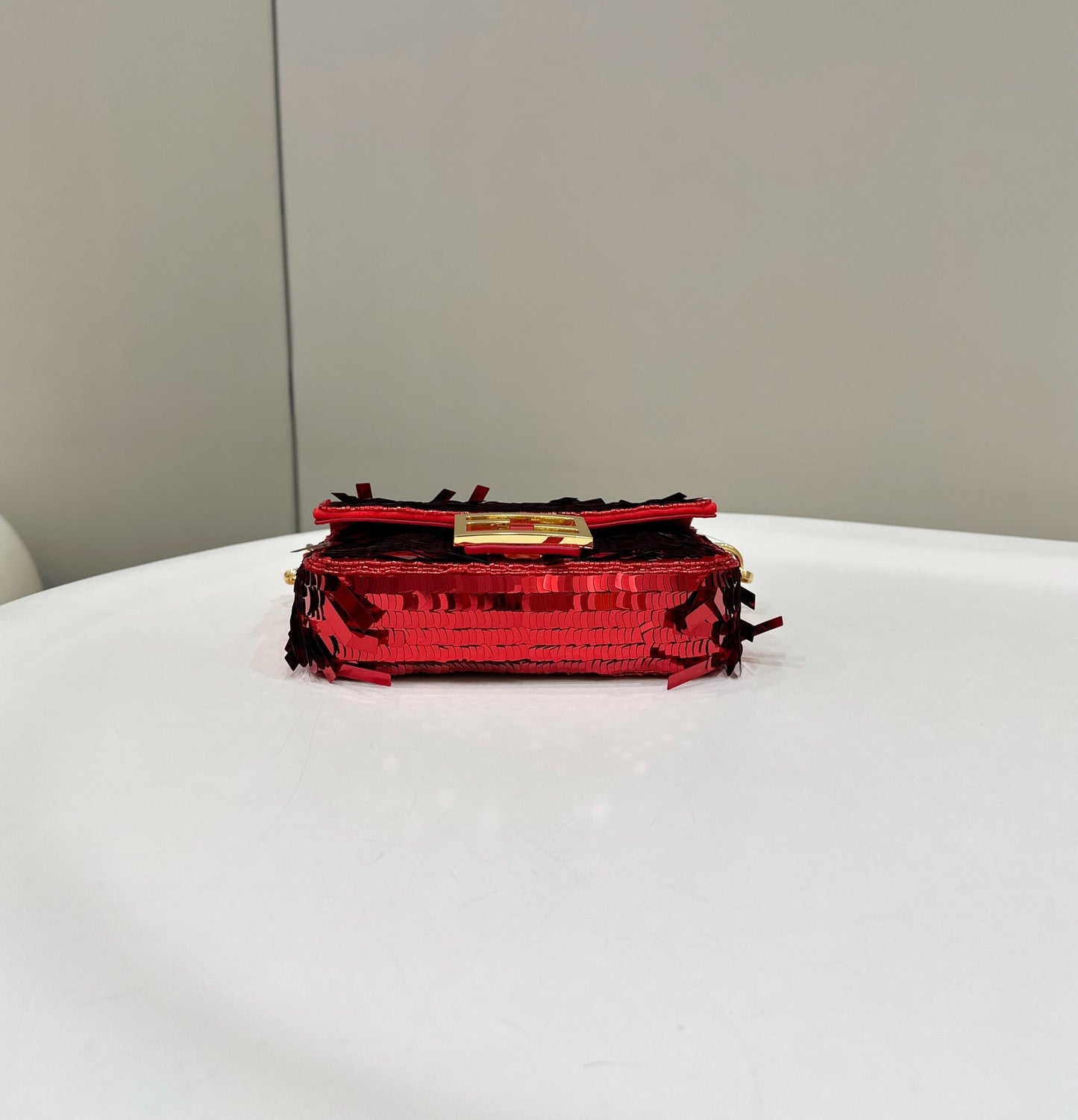 Luxury FendiBAGUETTE MINI 19 IN RED SEQUINS GOLD HARDWARE