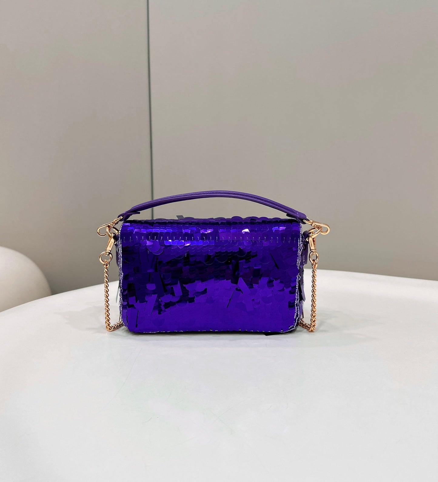 Luxury FendiBAGUETTE MINI 19 IN GRAPE JELLY SEQUINS GOLD HARDWARE