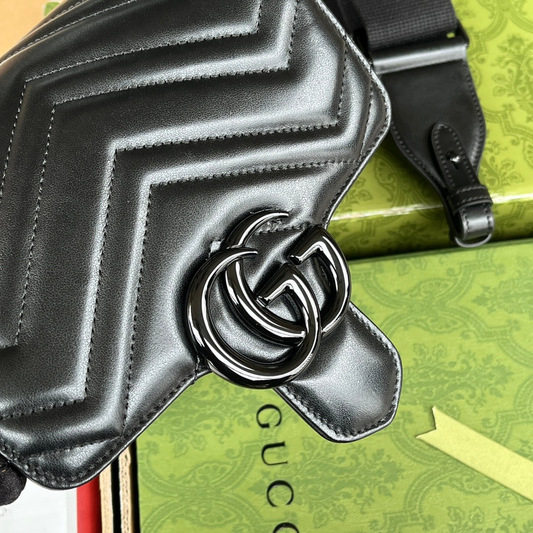 Luxury Gucci MARMONT QUILTED SHOULDER BAG 18 IN BLACK CALFSKIN