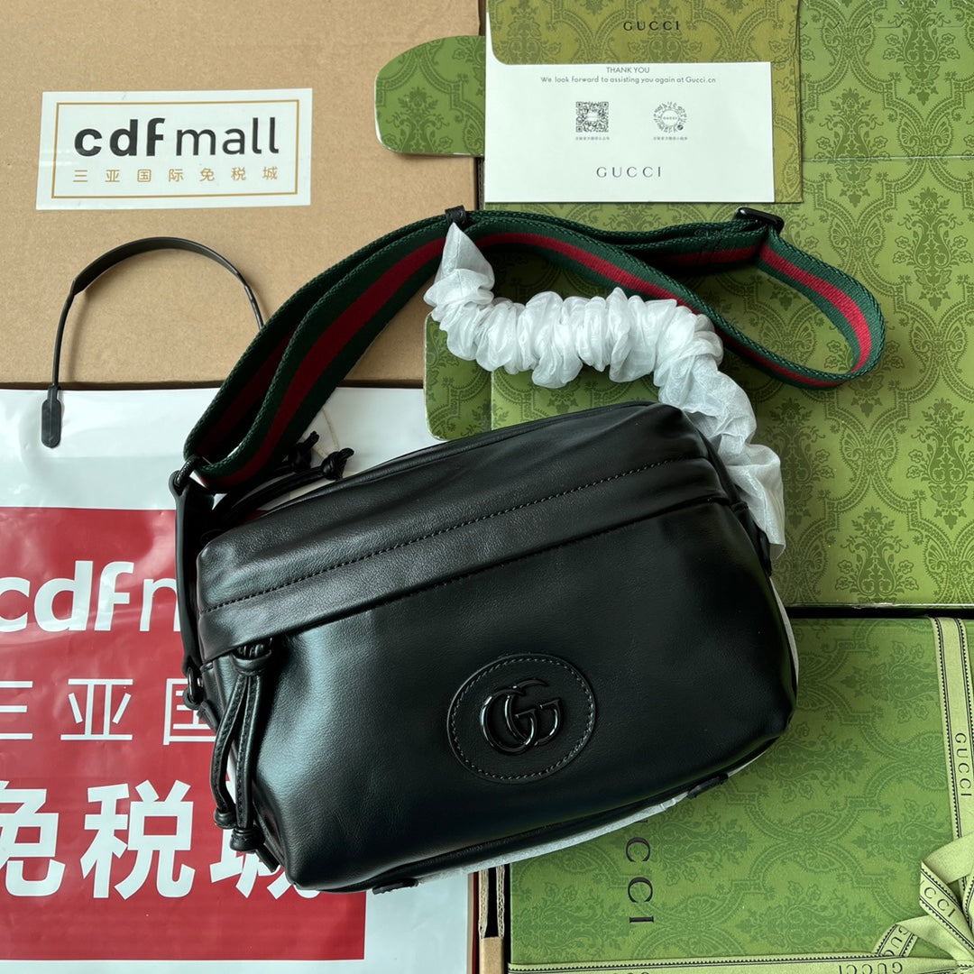 Luxury Gucci SHOULDER BAG 23 IN BLACK CALFSKIN