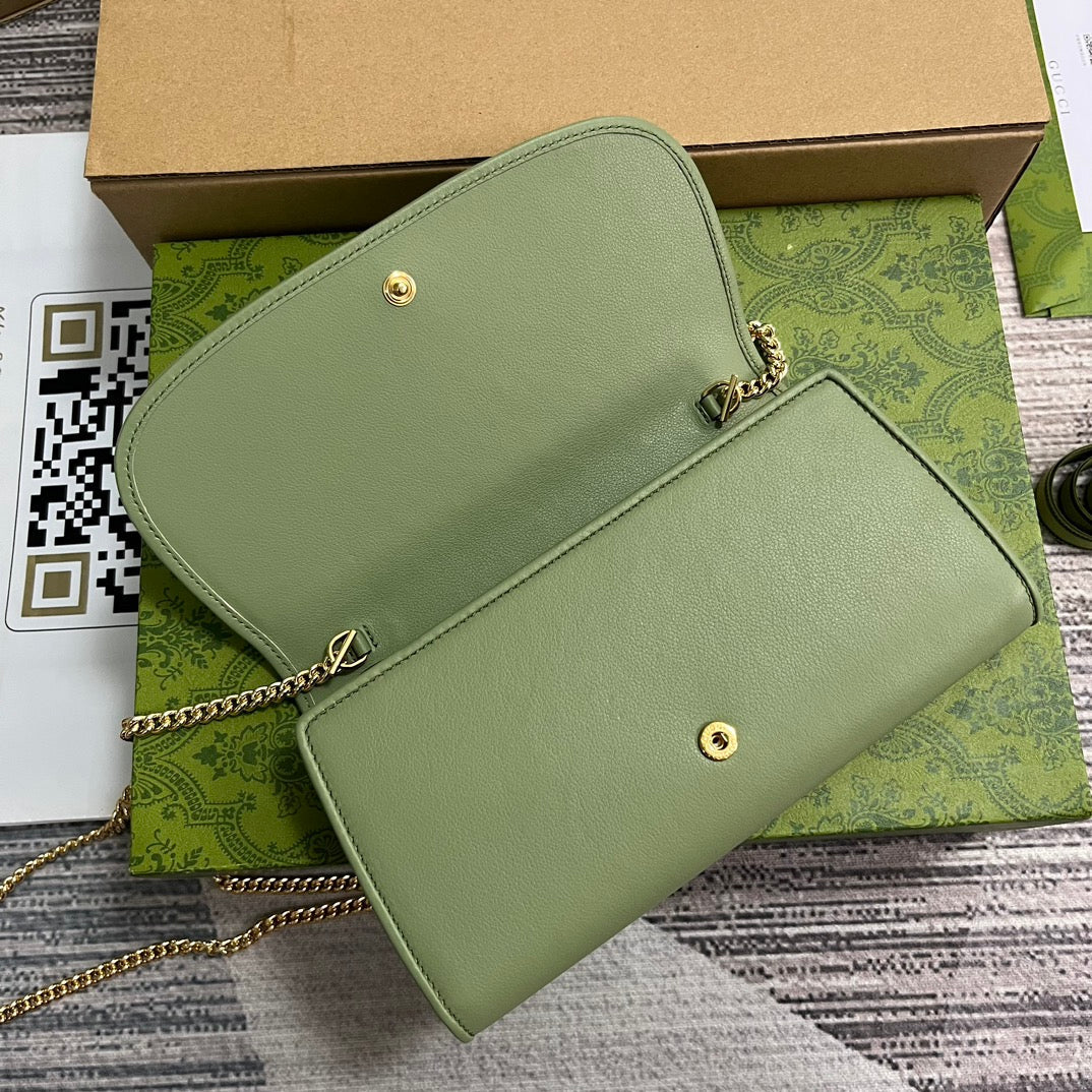 Luxury Gucci BLONDIE SHOULDER BAG 21 IN GREEN CALFSKIN GOLD HARDWARE