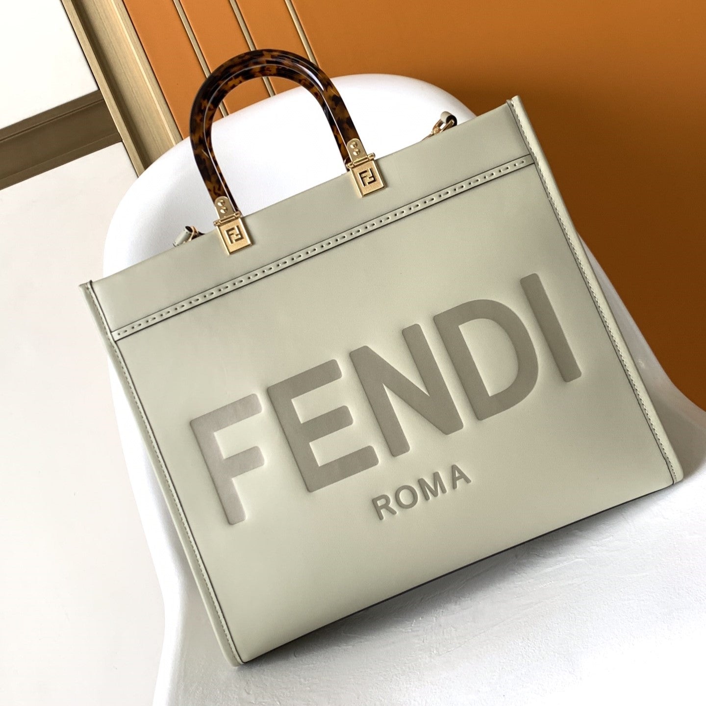 Luxury FendiFend Sunshine Medium Bag 35 Light Grey Leather