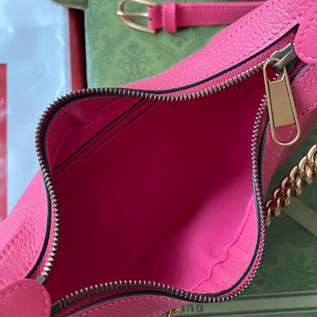 Luxury Gucci SHOULDER BAG 25 IN BRIGHT PINK CALFSKIN GOLD HARDWARE